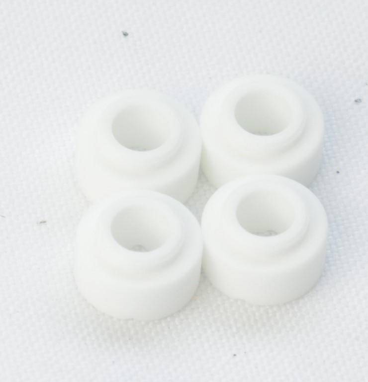 Kit includes 4 insulators