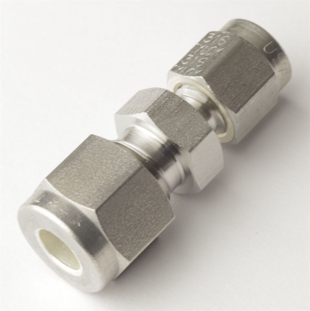 Fluid Fitting Reducing Union, 1/4" to 1/8"